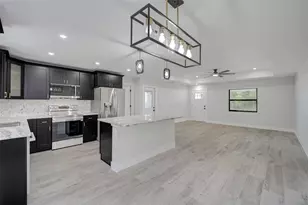 19226 Brandon Ave, Port Charlotte, FL 33954 - Photo 4