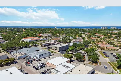 241 Nokomis Avenue S, Venice, FL 34285 - Photo 42