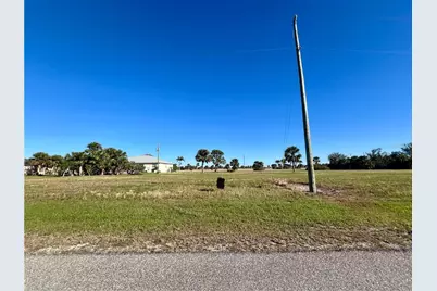 17 Brig Circle E, Placida, FL 33946 - Photo 1