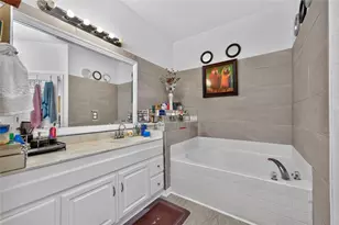 25324 Alicante Dr, Punta Gorda, FL 33955 - Photo 28
