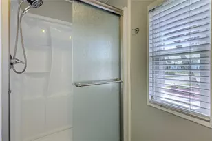 2100 Kings Hwy, Port Charlotte, FL 33980 - Photo 18
