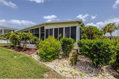 2100 Kings Highway #274, Port Charlotte, FL 33980 - Photo 2