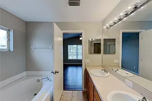10328 Soaring Eagle Dr, Riverview, FL 33578 - Photo 12
