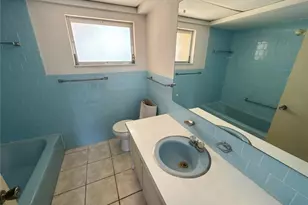 3234 Dante Dr, Sarasota, FL 34235 - Photo 8