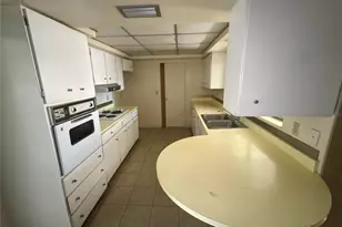 3234 Dante Dr, Sarasota, FL 34235 - Photo 2