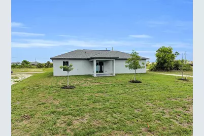 1808 NE 44th Street, Cape Coral, FL 33909 - Photo 4