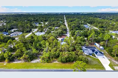 18303 Hillsborough Boulevard, Port Charlotte, FL 33954 - Photo 6