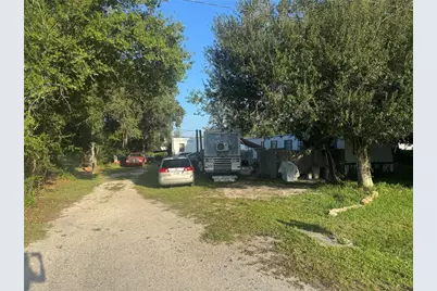 3135 SW Harvey Avenue, Arcadia, FL 34266 - Photo 4