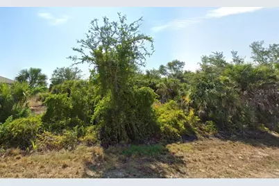 9533 President Circle, Port Charlotte, FL 33981 - Photo 4