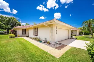 11215 SW Courtney Dr, Lake Suzy, FL 34269 - Photo 2