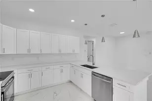 153 Australian Dr, Rotonda West, FL 33947 - Photo 8
