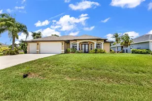 2430 Pebble Creek Pl, Port Charlotte, FL 33948 - Photo 2