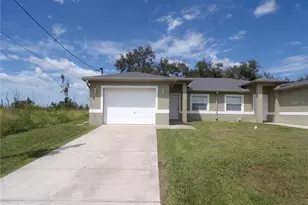 385 Sunflower St, Punta Gorda, FL 33982 - Photo 1