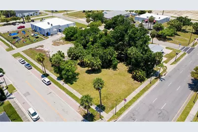 261 E Olympia Avenue, Punta Gorda, FL 33950 - Photo 1