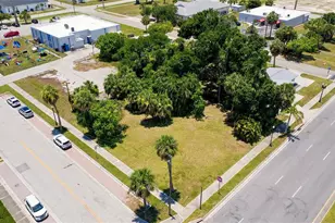 261 E Olympia Ave, Punta Gorda, FL 33950 - Photo 1