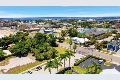 261 E Olympia Avenue, Punta Gorda, FL 33950 - Photo 12