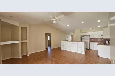 3007 SW Santa Barbara Place, Cape Coral, FL 33914 - Photo 6