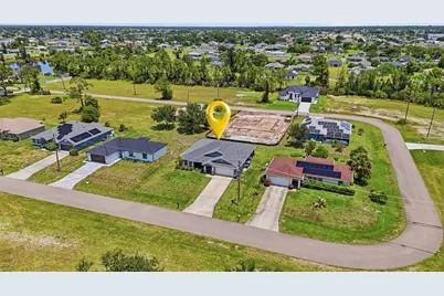 1927 NE 33rd Street, Cape Coral, FL 33909 - Photo 32