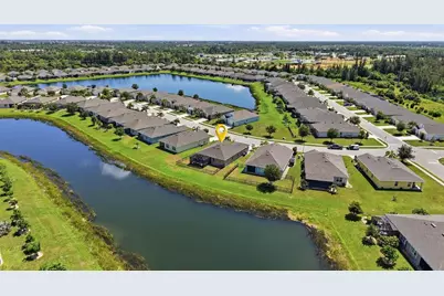 7081 Waterford Parkway, Punta Gorda, FL 33950 - Photo 2