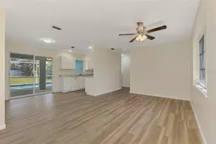 61 Shade St, Port Charlotte, FL 33953 - Photo 6