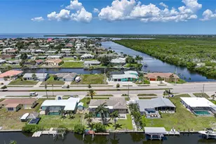 21078 Edgewater Dr, Port Charlotte, FL 33952 - Photo 32
