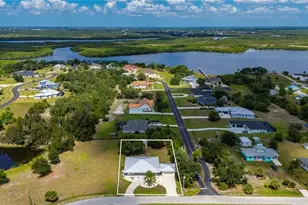 569 Rio Vista Ave, Punta Gorda, FL 33982 - Photo 68