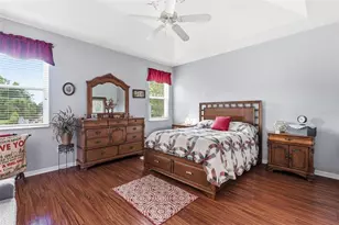 1351 Hedgewood Cir, North Port, FL 34288 - Photo 16