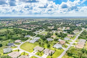 1351 Hedgewood Cir, North Port, FL 34288 - Photo 38