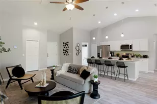 3840 Adelaide Ave, North Port, FL 34288 - Photo 2