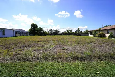 20223 Midway Boulevard, Port Charlotte, FL 33952 - Photo 2