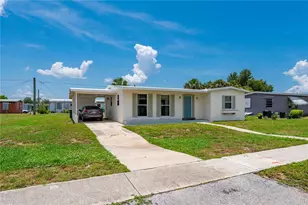 22201 Beverly Ave, Port Charlotte, FL 33952 - Photo 4