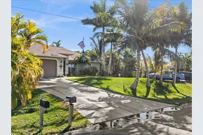 1209 NW 25th Place, Cape Coral, FL 33993 - Photo 4