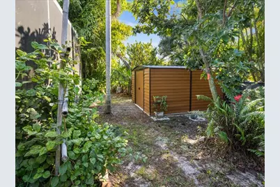 1209 NW 25th Place, Cape Coral, FL 33993 - Photo 38