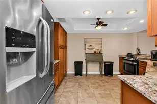 9050 Midnight Pass Rd, Sarasota, FL 34242 - Photo 4