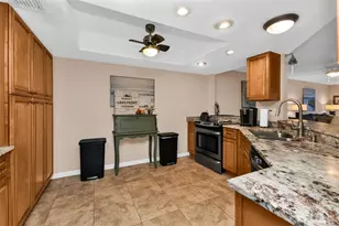 9050 Midnight Pass Rd, Sarasota, FL 34242 - Photo 6