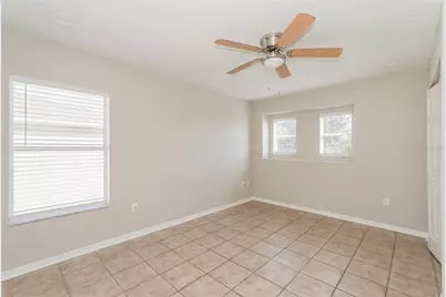 12125 Fox Bloom Avenue, Gibsonton, FL 33534 - Photo 6