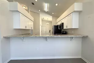 4304 Marcott Cir, Sarasota, FL 34233 - Photo 16