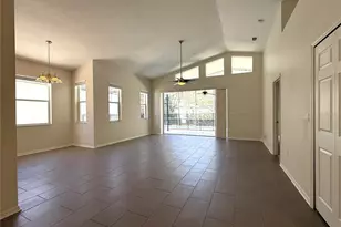 4304 Marcott Cir, Sarasota, FL 34233 - Photo 8