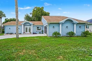 12001 SW Kingsway Cir, Lake Suzy, FL 34269 - Photo 2