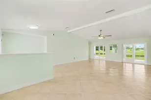 12001 SW Kingsway Cir, Lake Suzy, FL 34269 - Photo 6