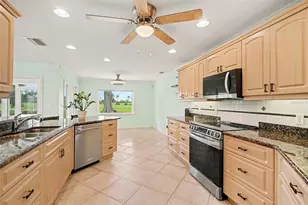 12001 SW Kingsway Cir, Lake Suzy, FL 34269 - Photo 10