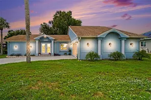 12001 SW Kingsway Cir, Lake Suzy, FL 34269 - Photo 1