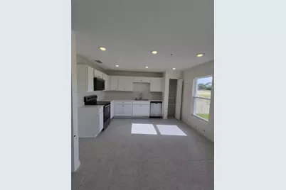 3016 Cascade Circle, Lake Wales, FL 33898 - Photo 2