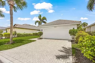 17762 Courtside Landings Cir, Punta Gorda, FL 33955 - Photo 4