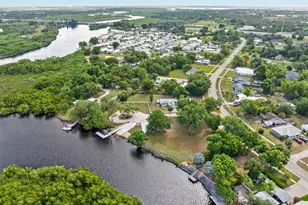 8126 Riverside Dr, Punta Gorda, FL 33982 - Photo 32