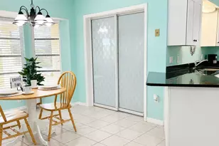 285 Mark Twain Ln, Rotonda West, FL 33947 - Photo 6