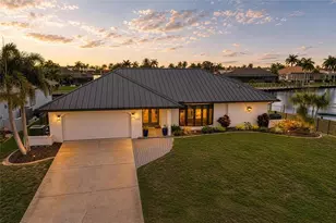 602 Via Tunis, Punta Gorda, FL 33950 - Photo 2