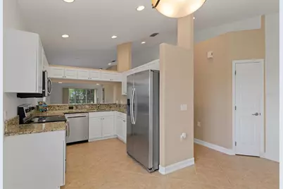 7196 N Plum Tree #321, Punta Gorda, FL 33955 - Photo 6