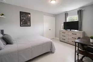 2713 Embassy Rd, North Port, FL 34291 - Photo 24