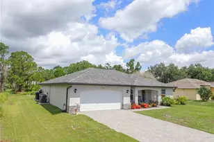 2713 Embassy Rd, North Port, FL 34291 - Photo 2